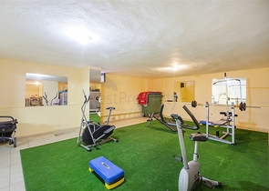 طابق مرتفع - شقة 2 غرفة وصالة - اثاث حديث - في مهموتلار / الانيا 