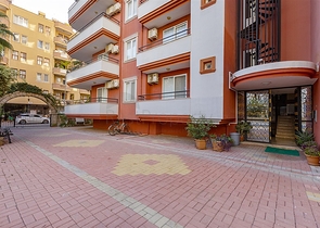 طابق مرتفع - شقة 2 غرفة وصالة - اثاث حديث - في مهموتلار / الانيا 