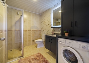 طابق مرتفع - شقة 2 غرفة وصالة - اثاث حديث - في مهموتلار / الانيا 