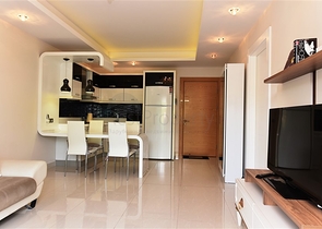 اسكن ضمن مجمع فاخر - شقة مؤثثة تصميم 1+1 - في مهموتلار /الانيا 