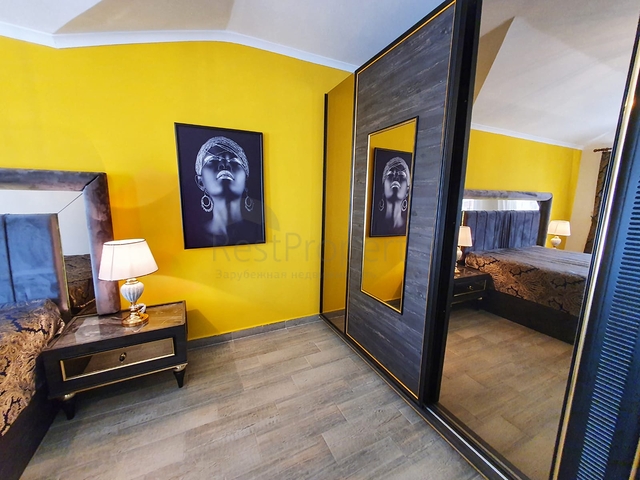 اجعل حياتك مريحة - ضمن مجمع يضم كافة الخدمات وفي موفع مميز -شقة 3 غرف وصالة في كاستل / الانيا 