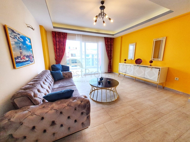 اجعل حياتك مريحة - ضمن مجمع يضم كافة الخدمات وفي موفع مميز -شقة 3 غرف وصالة في كاستل / الانيا 