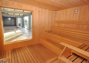 اجعل حياتك مريحة - ضمن مجمع يضم كافة الخدمات وفي موفع مميز -شقة 3 غرف وصالة في كاستل / الانيا 