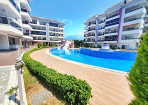 اجعل حياتك مريحة - ضمن مجمع يضم كافة الخدمات وفي موفع مميز -شقة 3 غرف وصالة في كاستل / الانيا 