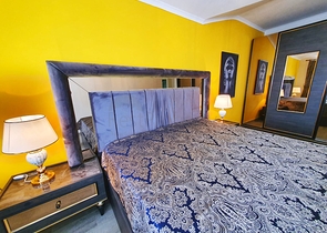 اجعل حياتك مريحة - ضمن مجمع يضم كافة الخدمات وفي موفع مميز -شقة 3 غرف وصالة في كاستل / الانيا 