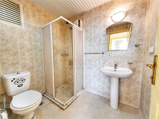 منزل العائلة - شقة 2 غرفة وصالة - مفروشة - في منطقة اوبا المركزية / الانيا 