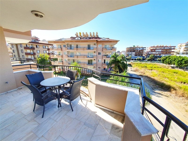 منزل العائلة - شقة 2 غرفة وصالة - مفروشة - في منطقة اوبا المركزية / الانيا 