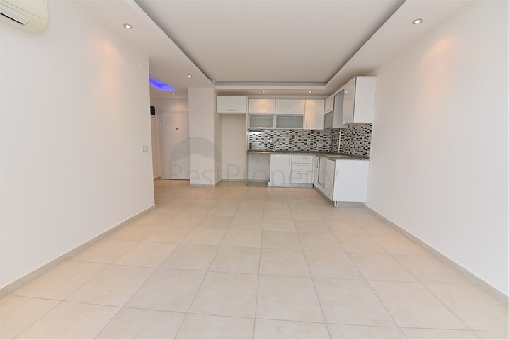 طابق مرتفع -شقة 1+1 ضمن مجمع يضم كافة الخدمات - في افسلار / الانيا 