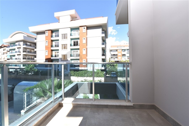 ضمن مجمع فاخر في منطقة مركزية - شقة غرفتين وصالة - اوبا / الانيا 