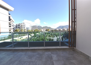 ضمن مجمع فاخر في منطقة مركزية - شقة غرفتين وصالة - اوبا / الانيا 