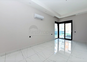 ضمن مجمع فاخر في منطقة مركزية - شقة غرفتين وصالة - اوبا / الانيا 