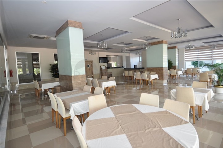 دوبلكس عائلية واسعة - ضمن مجمع فاخر قريب من البحر والخدمات -في كاستل / الانيا 