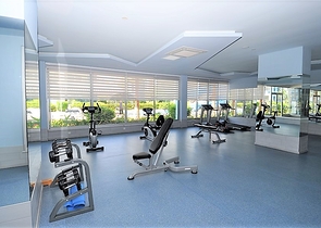 دوبلكس عائلية واسعة - ضمن مجمع فاخر قريب من البحر والخدمات -في كاستل / الانيا 