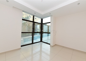 دوبلكس عائلية واسعة - ضمن مجمع فاخر قريب من البحر والخدمات -في كاستل / الانيا 