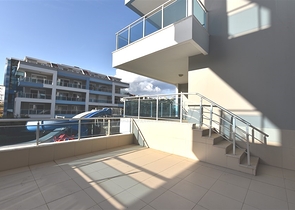 دوبلكس عائلية واسعة - ضمن مجمع فاخر قريب من البحر والخدمات -في كاستل / الانيا 