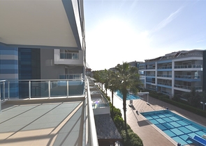 دوبلكس عائلية واسعة - ضمن مجمع فاخر قريب من البحر والخدمات -في كاستل / الانيا 