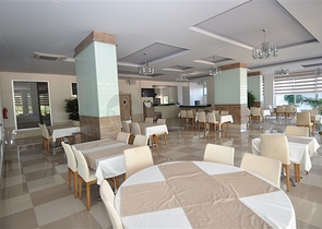 دوبلكس عائلية واسعة - ضمن مجمع فاخر قريب من البحر والخدمات -في كاستل / الانيا 