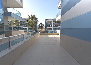 دوبلكس عائلية واسعة - ضمن مجمع فاخر قريب من البحر والخدمات -في كاستل / الانيا 