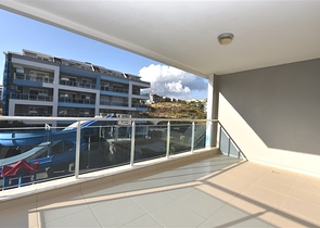 دوبلكس عائلية واسعة - ضمن مجمع فاخر قريب من البحر والخدمات -في كاستل / الانيا 