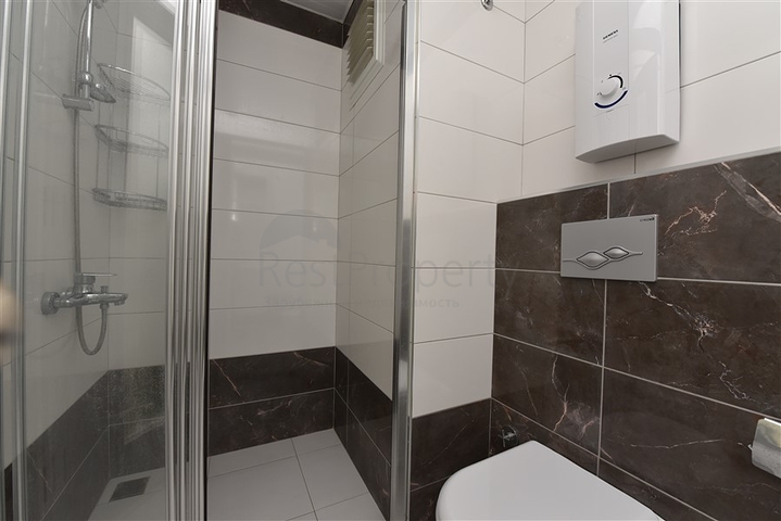 اسكن ضمن مجمع بخدمات 5 نجوم - شقة غرفة وصالة - في منطقة افسلار / الانيا 