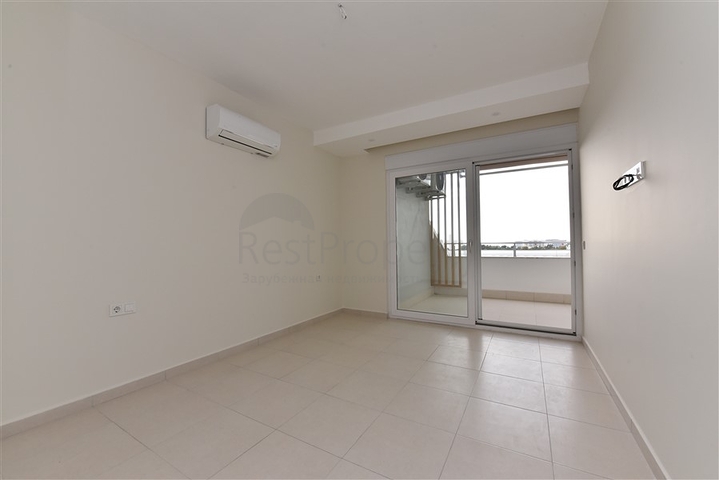 اسكن ضمن مجمع بخدمات 5 نجوم - شقة غرفة وصالة - في منطقة افسلار / الانيا 