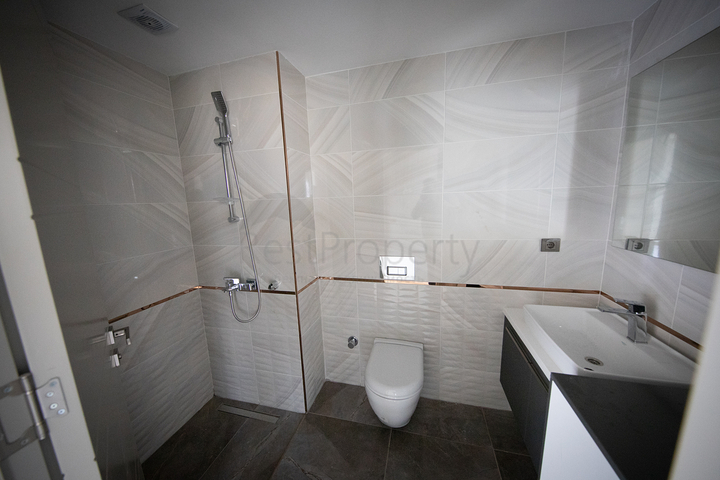 شقق بأسعار اقتصادية - ضمن مجمع سكني في اسطنبول الاوربية / منطقة اسنيورت 