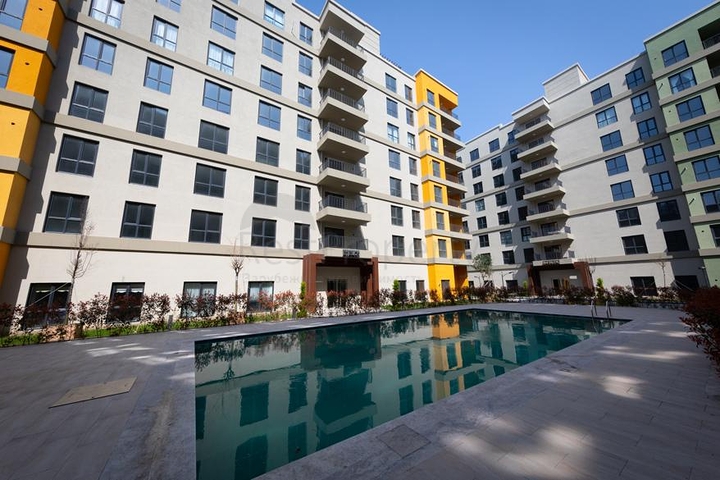 شقق بأسعار اقتصادية - ضمن مجمع سكني في اسطنبول الاوربية / منطقة اسنيورت 