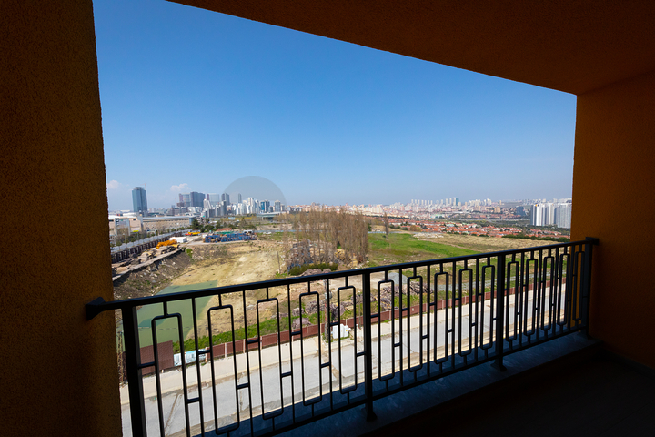 شقق بأسعار اقتصادية - ضمن مجمع سكني في اسطنبول الاوربية / منطقة اسنيورت 