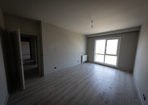 شقق بأسعار اقتصادية - ضمن مجمع سكني في اسطنبول الاوربية / منطقة اسنيورت 