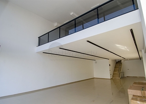 عرض تجاري في وسط انطاليا