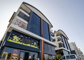 عرض تجاري في وسط انطاليا