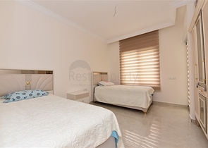 مجمع بخدمات 5 نجوم - شقة 2 غرفة وصالة - اطلالة مسبح- في مهموتلار/ الانيا 