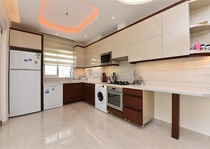 مجمع بخدمات 5 نجوم - شقة 2 غرفة وصالة - اطلالة مسبح- في مهموتلار/ الانيا 