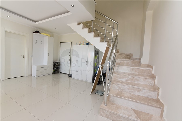 اطلالة بحر - دوبلكس ضمن مجمع عائلي فاخر -في كاستل / الانيا 