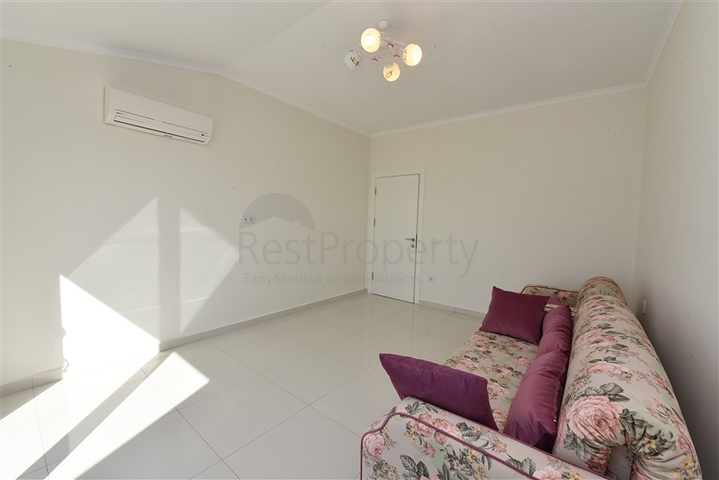 اطلالة بحر - دوبلكس ضمن مجمع عائلي فاخر -في كاستل / الانيا 