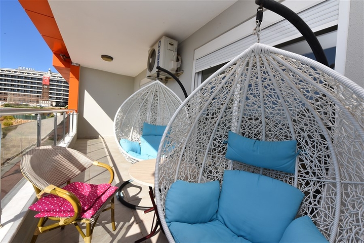 اطلالة بحر - دوبلكس ضمن مجمع عائلي فاخر -في كاستل / الانيا 