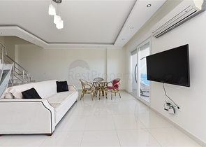 اطلالة بحر - دوبلكس ضمن مجمع عائلي فاخر -في كاستل / الانيا 