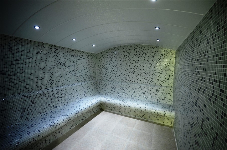 اطلالة بحر - شقة 3 غرف وصالة - مفروشة - مجمع حديث - في كارجي جاك / الانيا 