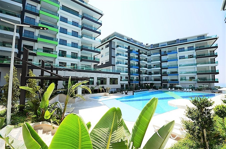 اطلالة بحر - شقة 3 غرف وصالة - مفروشة - مجمع حديث - في كارجي جاك / الانيا 