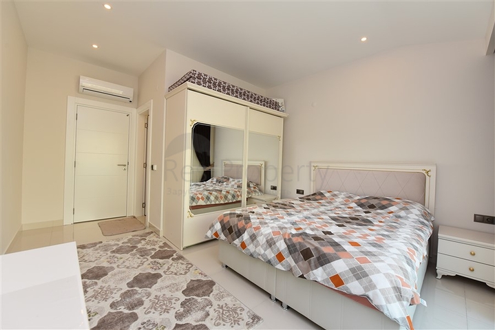 اطلالة بحر - شقة 3 غرف وصالة - مفروشة - مجمع حديث - في كارجي جاك / الانيا 