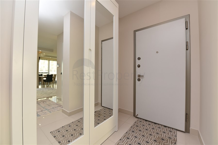 اطلالة بحر - شقة 3 غرف وصالة - مفروشة - مجمع حديث - في كارجي جاك / الانيا 