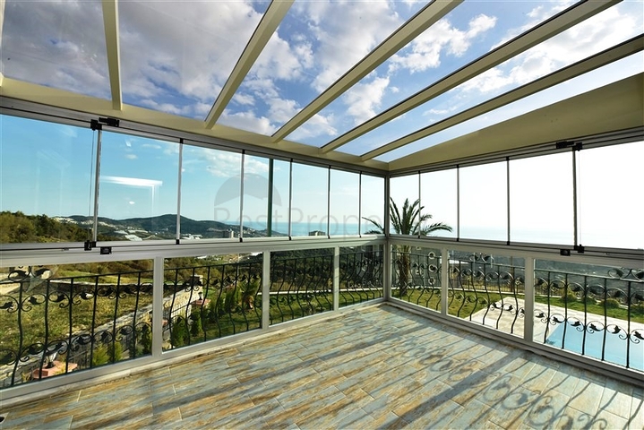 اطلالة بحر - فيلا حديثة - 4 غرفة وصالة - مسبح منفصل - في مهموتلار / الانيا 