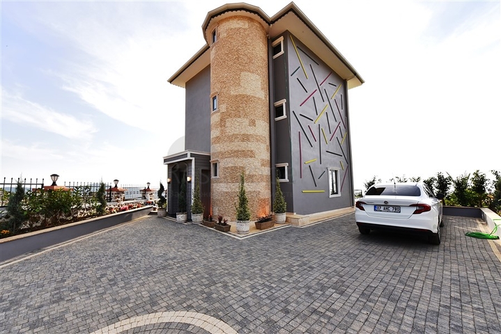 اطلالة بحر - فيلا حديثة - 4 غرفة وصالة - مسبح منفصل - في مهموتلار / الانيا 