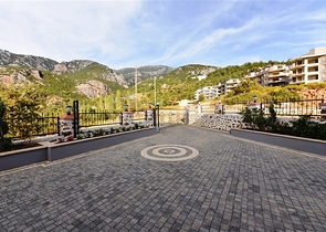 اطلالة بحر - فيلا حديثة - 4 غرفة وصالة - مسبح منفصل - في مهموتلار / الانيا 