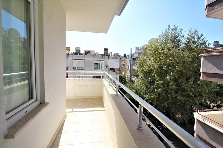 في مركز المدينة - شقة غرفة نوم وصالة مفروشة - الانيا 