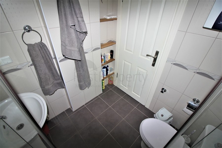 في مركز المدينة - شقة غرفة نوم وصالة مفروشة - الانيا 