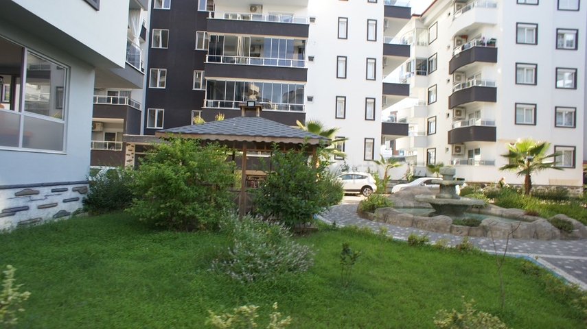 شقة مفروشة - 3 غرف وصالة - مطبخ منفصل -قريبة من المول - في جيكجلي / الانيا 