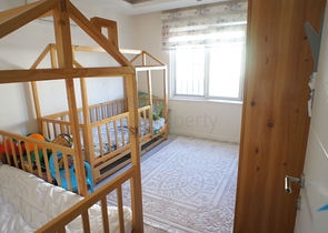 شقة مفروشة - 3 غرف وصالة - مطبخ منفصل -قريبة من المول - في جيكجلي / الانيا 