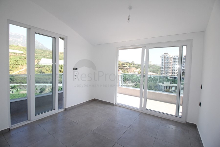 ضمن مجمع حديث يضم كافة الخدمات - دوبلكس 2 غرفة وصالة - في مهموتلار / الانيا 