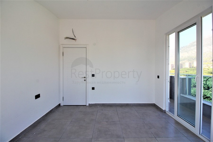 ضمن مجمع حديث يضم كافة الخدمات - دوبلكس 2 غرفة وصالة - في مهموتلار / الانيا 